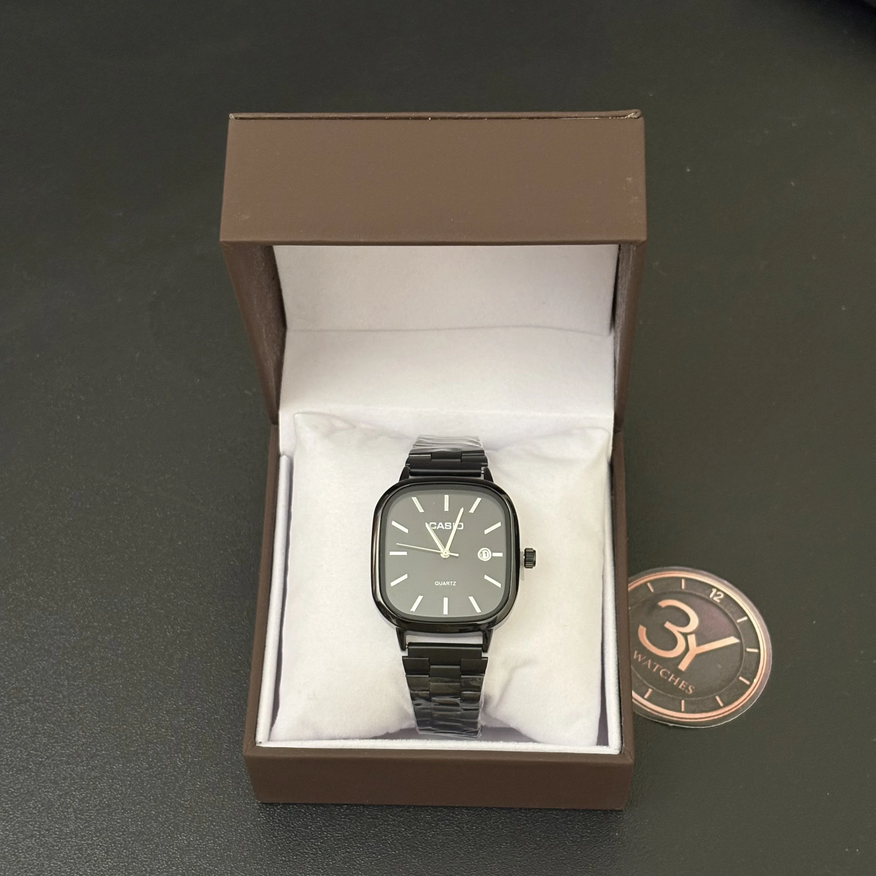 BLACK CASIO SQUARE FACE -  BOITE SIMPLE
