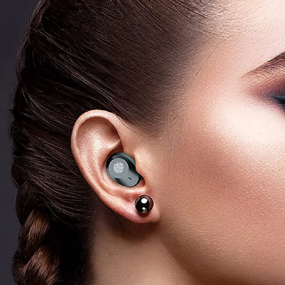 سماعة M5 Power Audio | إيربودز + باوربانك للطوارئ، شاشة ديجيتال وصوت محيطي 🎧🔋