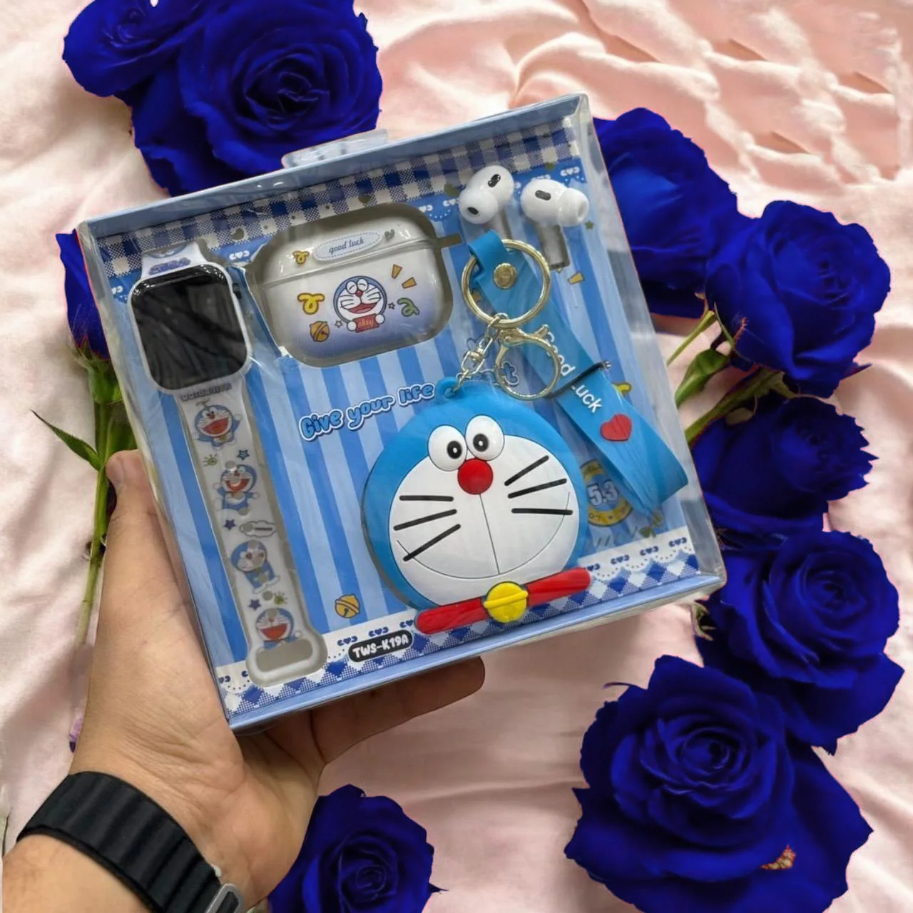 طقم هدايا ديزني للبنات | ساعة سمارت + سماعة إيربودز TWS + ميدالية كرتون 🎀✨