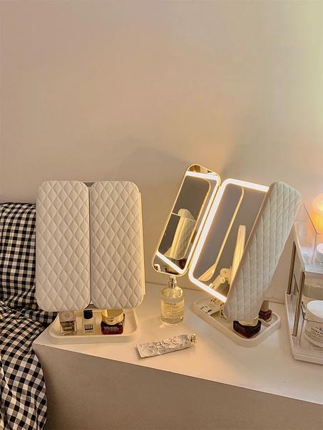 مرآة مكياج ثلاثية الطي