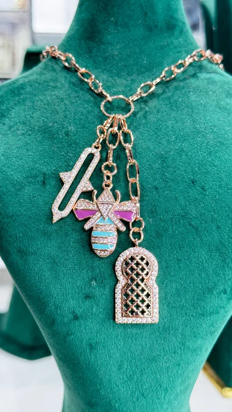 Sautoir abeille 🐝inoxydable 💎