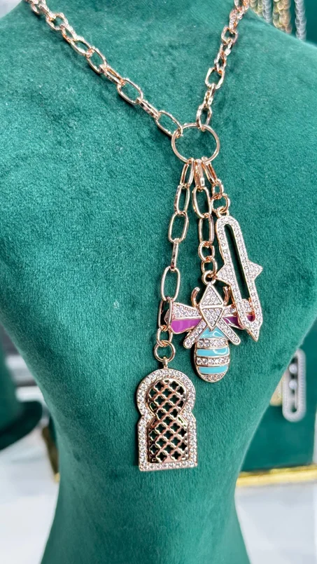 Sautoir abeille 🐝inoxydable 💎