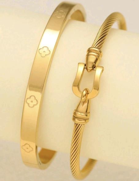 Duo de Bracelets Dorés – Élégance Moderne & Intemporelle