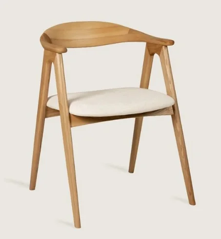 Chaise Lyra