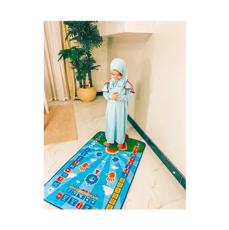 Tapis de prière interactif pour l'apprentissage de la prière aux enfants
