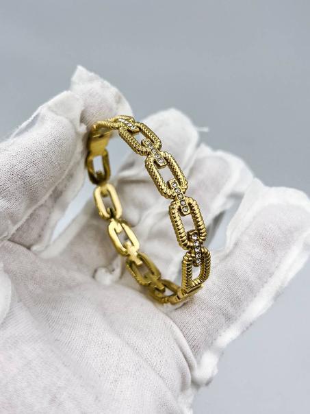 براسلي تيفاني