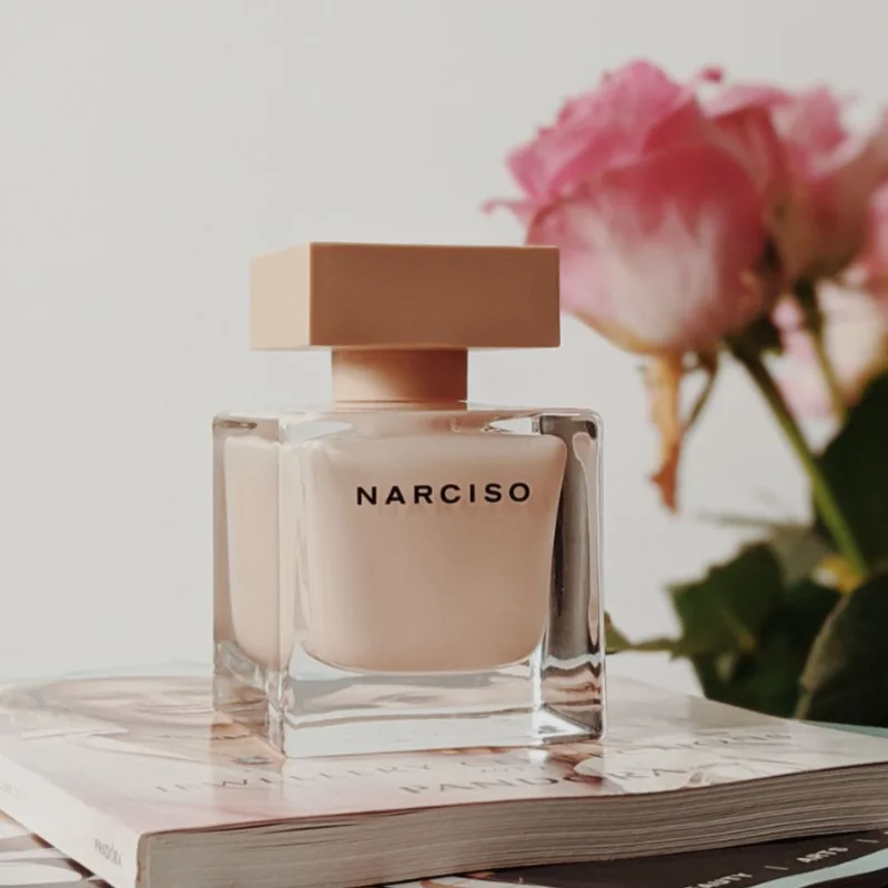 NARCISO RODRIGUEZ NARCISO POUDRÉE Eau de Parfum.
