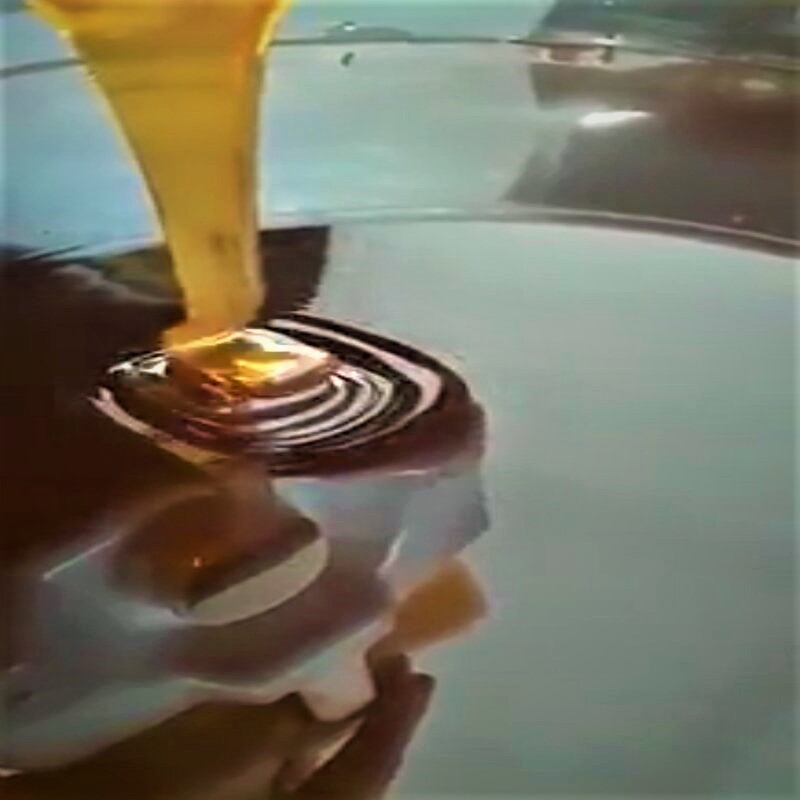 عسل الزكوم من جبال االأطلس... أطلب 2  كيلو وأحصل على  نصف كيلو عسل من اخياركم كهدية