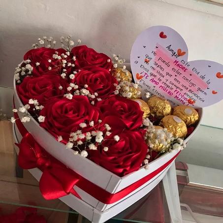 Des roses faites avec amour💕