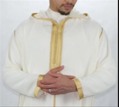 جلابة سوسدي ممتازة اللون الابيض بالذهبي