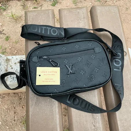sac louis vuitton sample