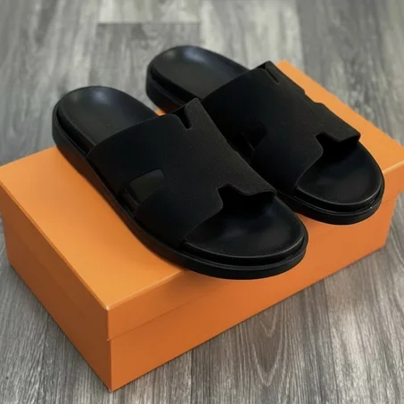 SANDALE HERMES CUIR DAIM NOIR