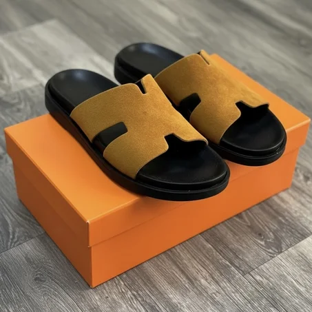 SANDALE HERMES CUIR DAIM MOUTARD
