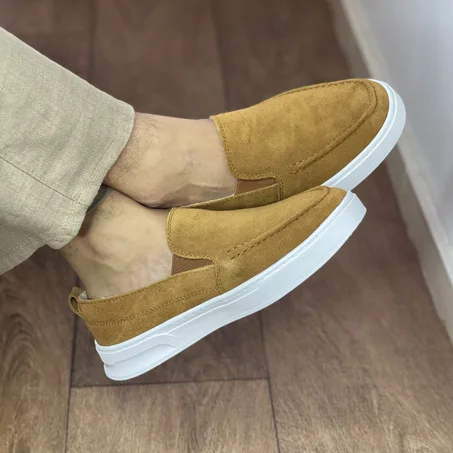 SNEAKERS SLIP-ON DAIM TABAC