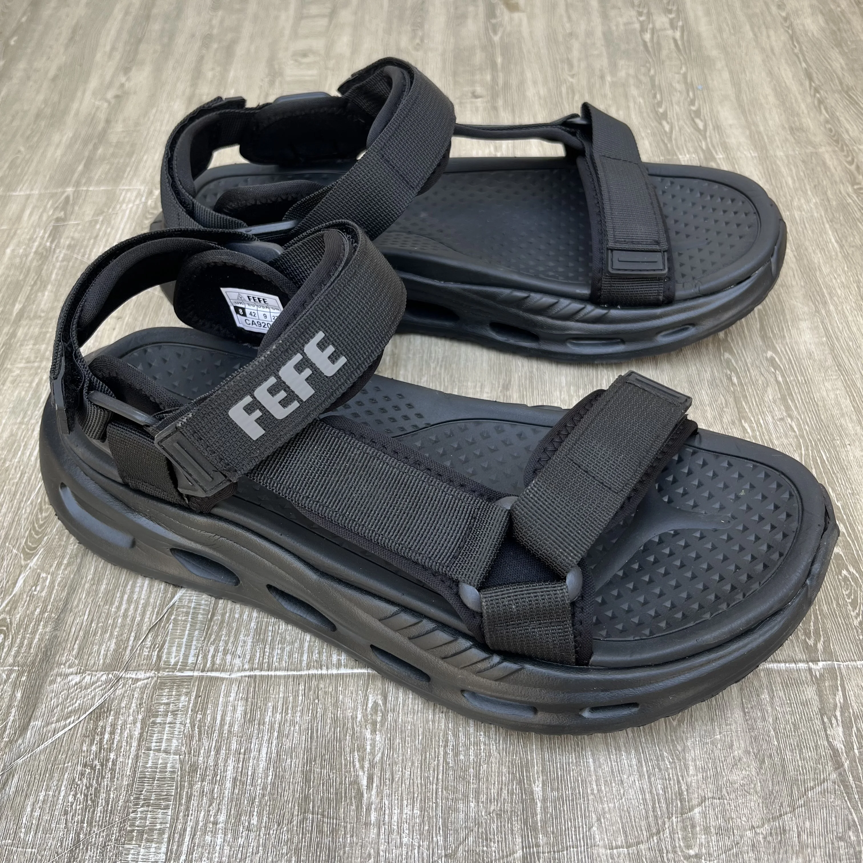 صندالة صيفية رجالية مريحة وأنيقة 👣