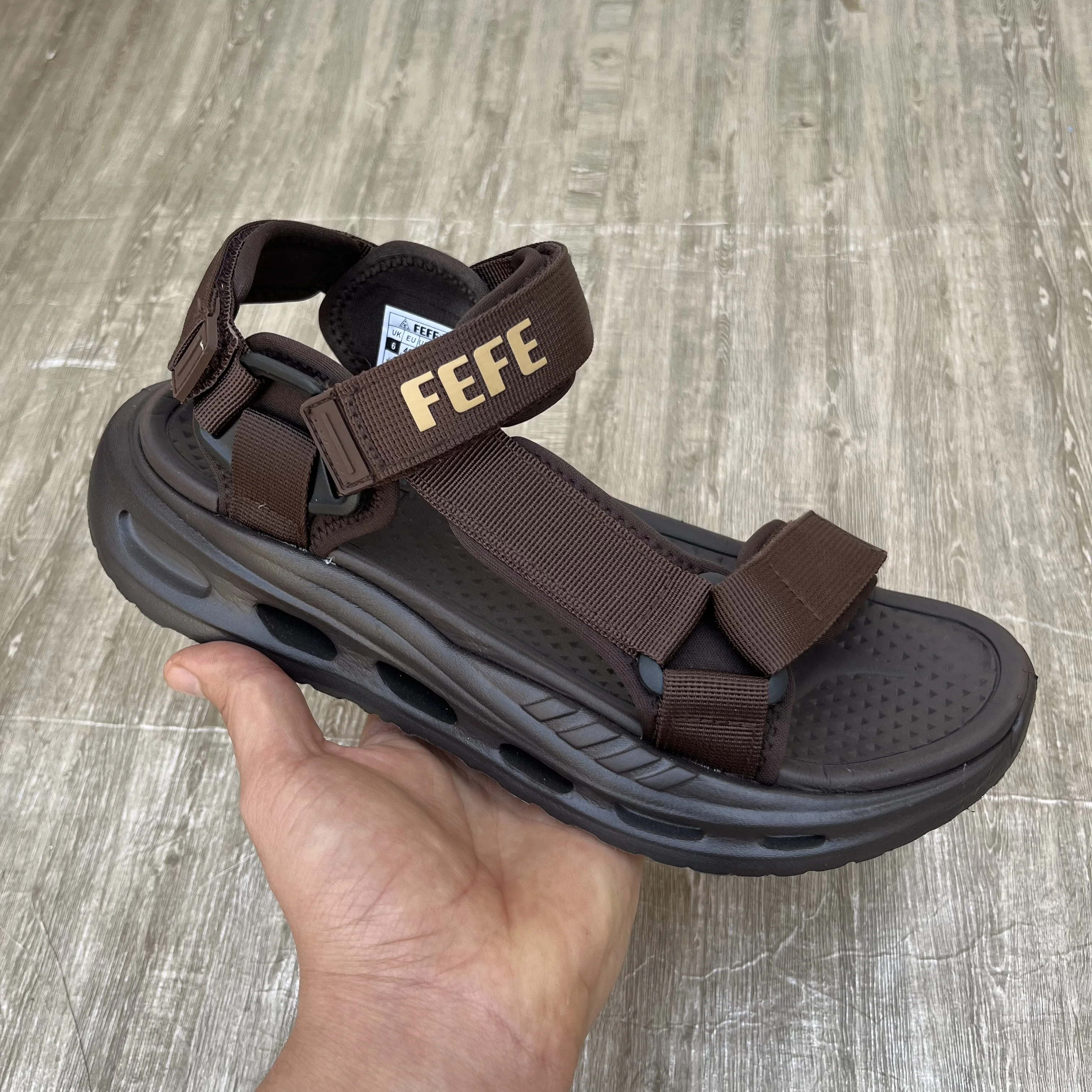 صندالة صيفية رجالية مريحة وأنيقة 👣