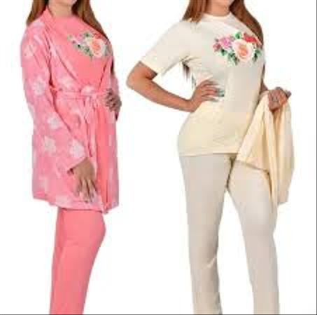 ملابس النساء