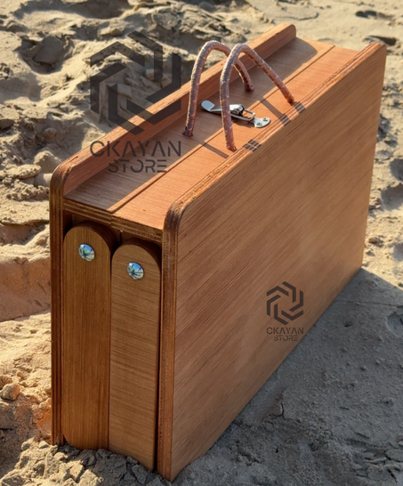 طاولة خشبية محمولة