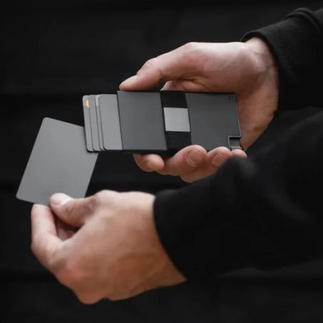 حافظة البطاقات الأنيقة المقاومة للسرقة