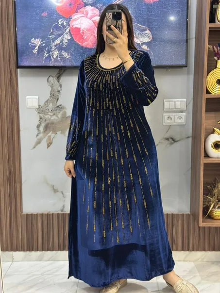 مخور  توب تاج  للحضور