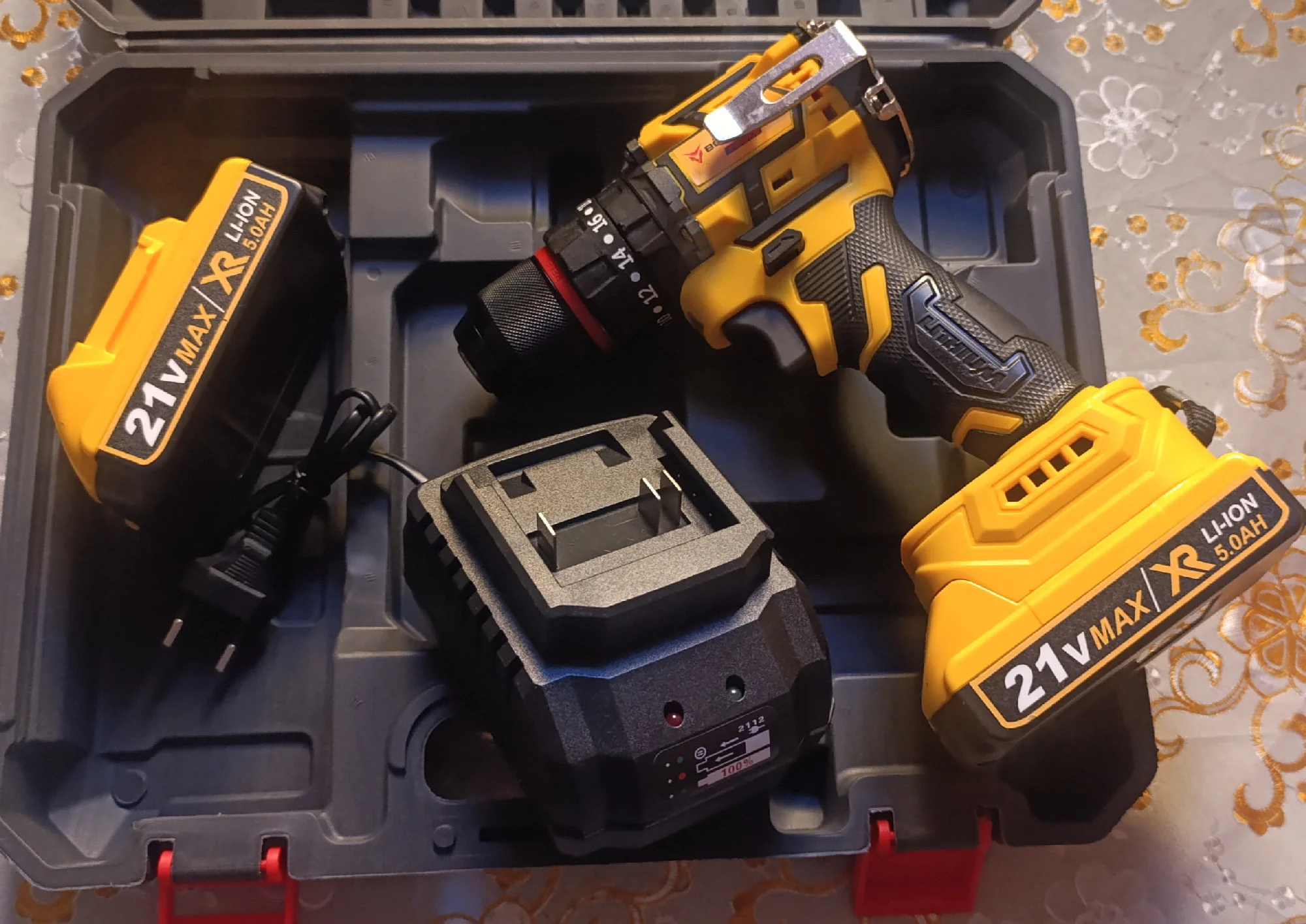 visseuse bruchlis 21v BOSWICH