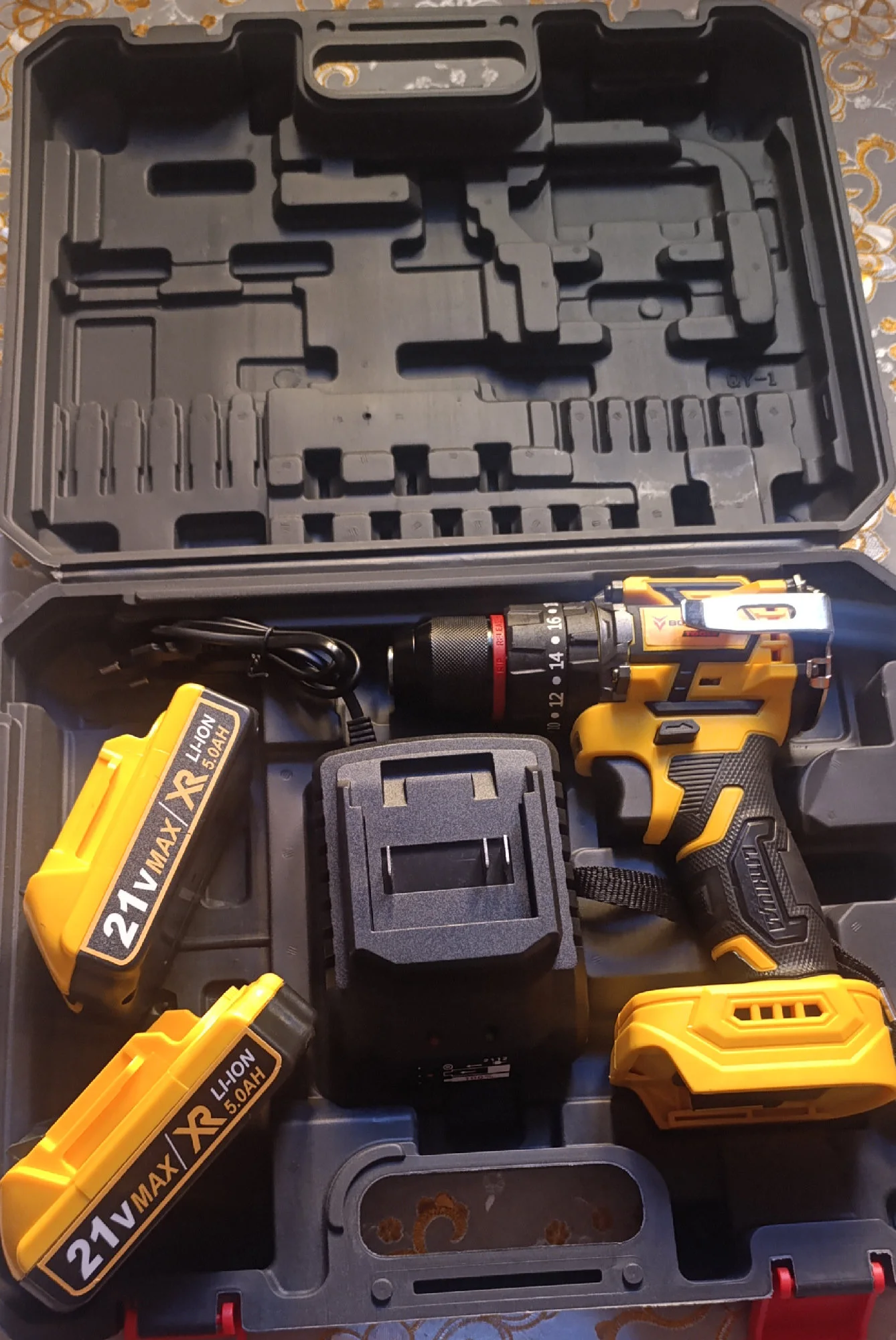 visseuse bruchlis 21v BOSWICH