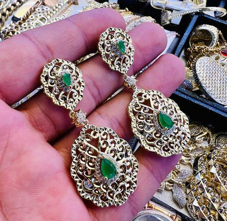 حلقات الأذن عاليه الجوده، ستايل فاسي