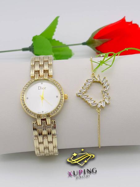 ​​ 😍🥰🎀🎁🎁👑 ساعة أنيقة نسائية مع سوار جميل مجانا هدية مع الساعة