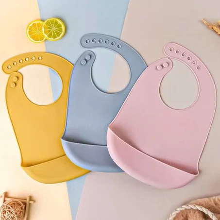 Bavoirs en silicone