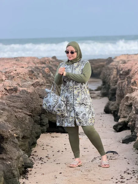 بوركيني طويل أنيق ومحتشم – راحة وأناقة في كل لحظة