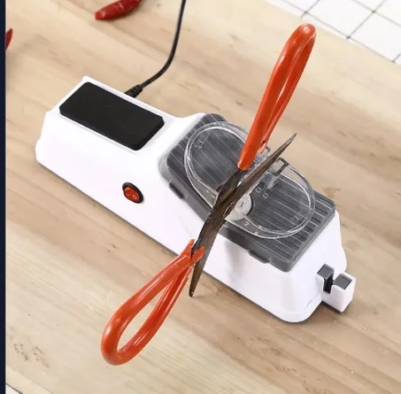 أداة شحذ السكين