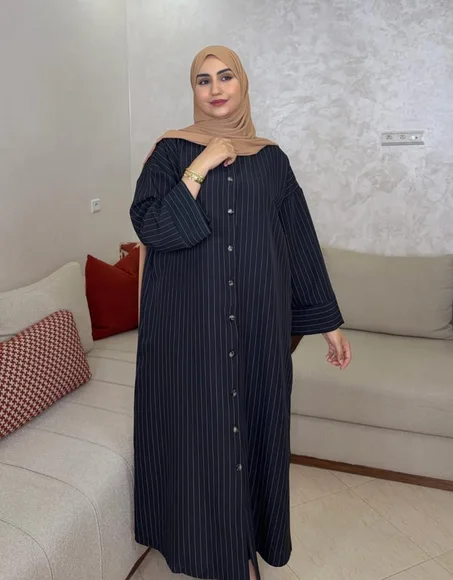 فستان كارلا