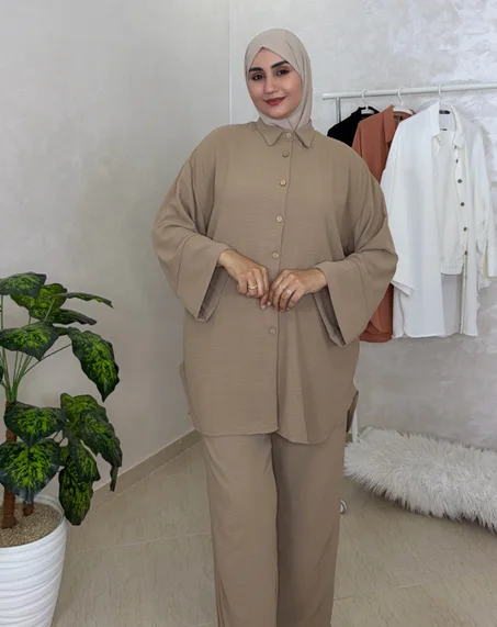 اكتشفي طقم جود، الاختيار المثالي لكل امرأة تبحث عن الأناقة والراحة في إطلالة واحدة.