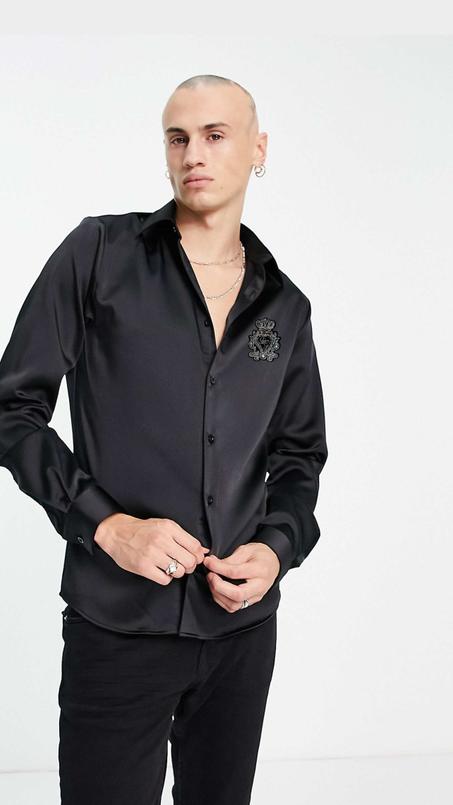 Chemise en satin brillant