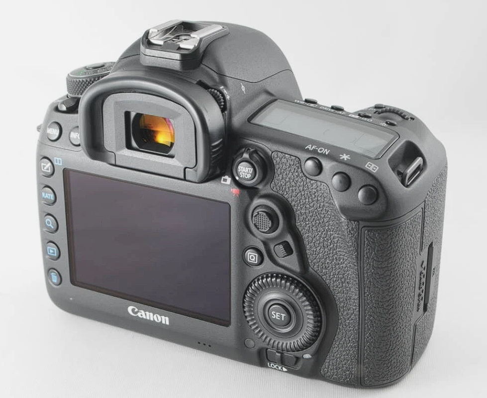 Mint Canon EOS 5D Mark IV Full Frame DSLR Camera with EF 90-300mm Lens Set