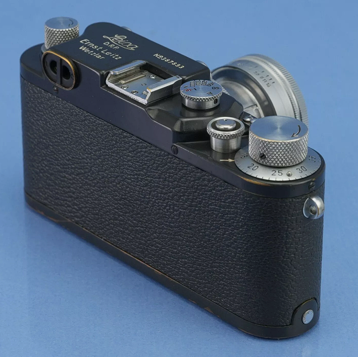 Leica IIIC Grey Paint Camera w/ 50mm f/2 Summitar Lens – Rare Civilian Model – Clean Condition