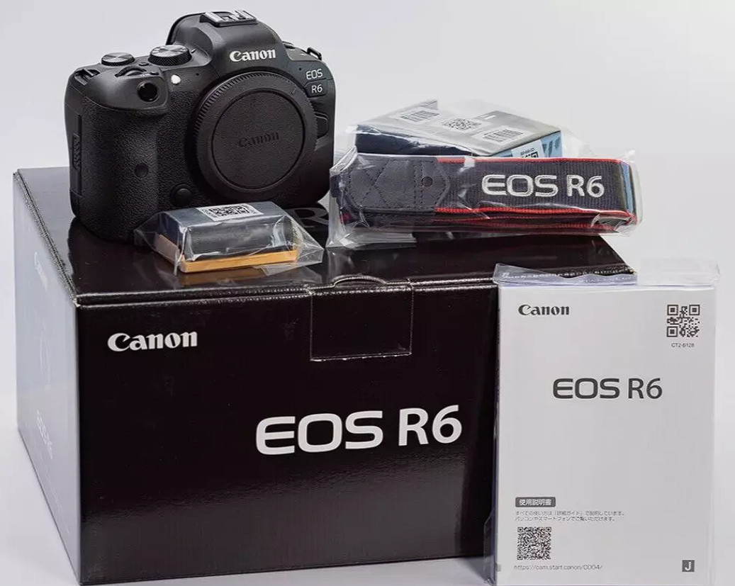 Canon EOS R6 Mirrorless Digital Camera Body – Top Mint Condition