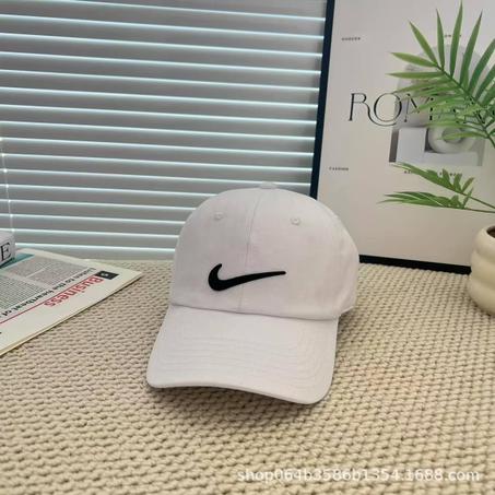 CASQUETTE NIKE BLANC