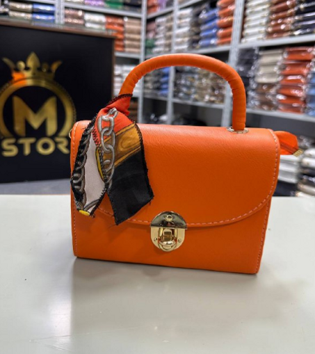 صاك نسائي انيق ذات جودة عالية