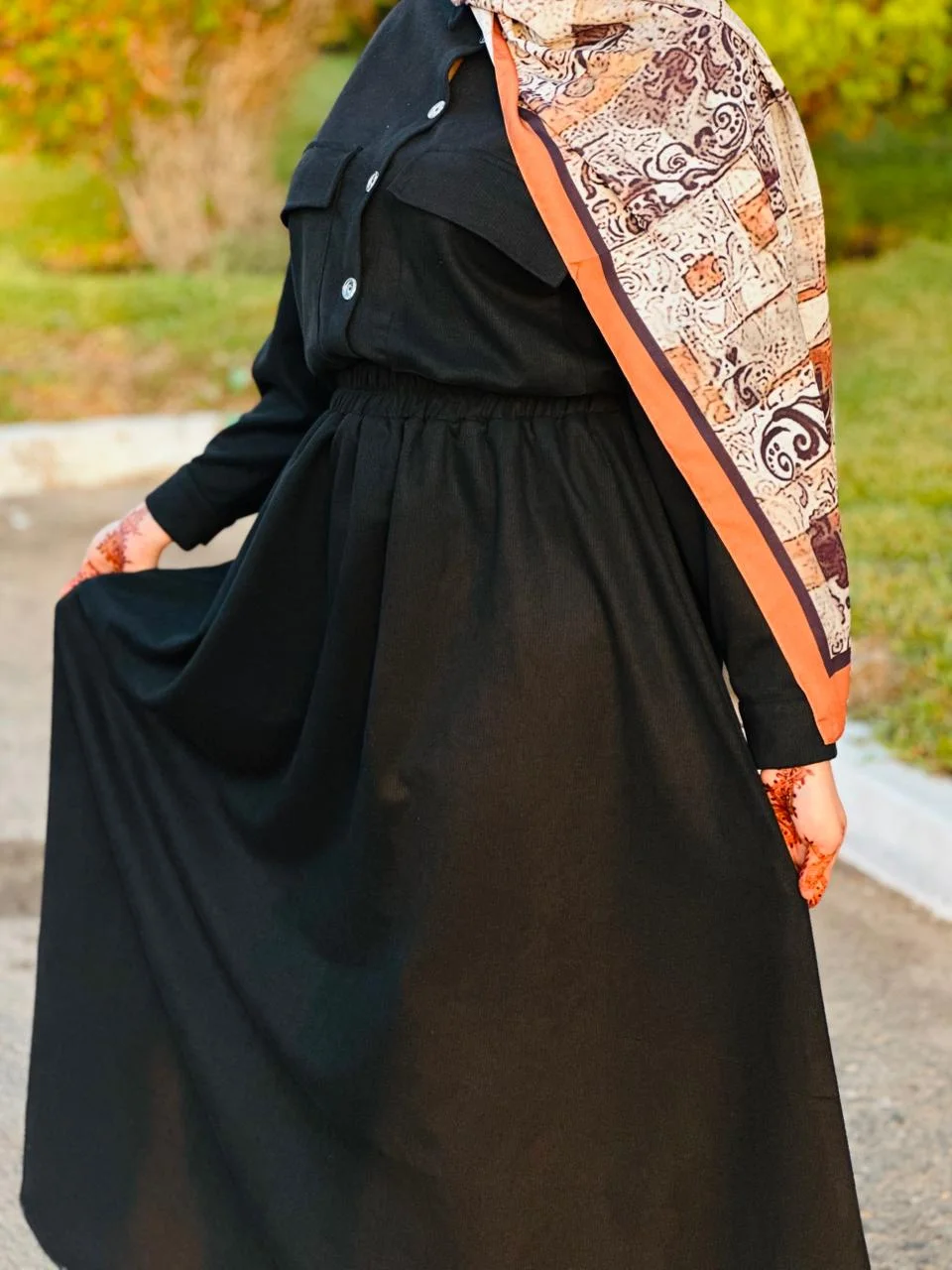 🖤 أنسومبل طويل بقَصّة قميص باللون الأسود الكلاسيكي