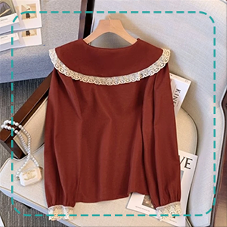 ملابس نسائية