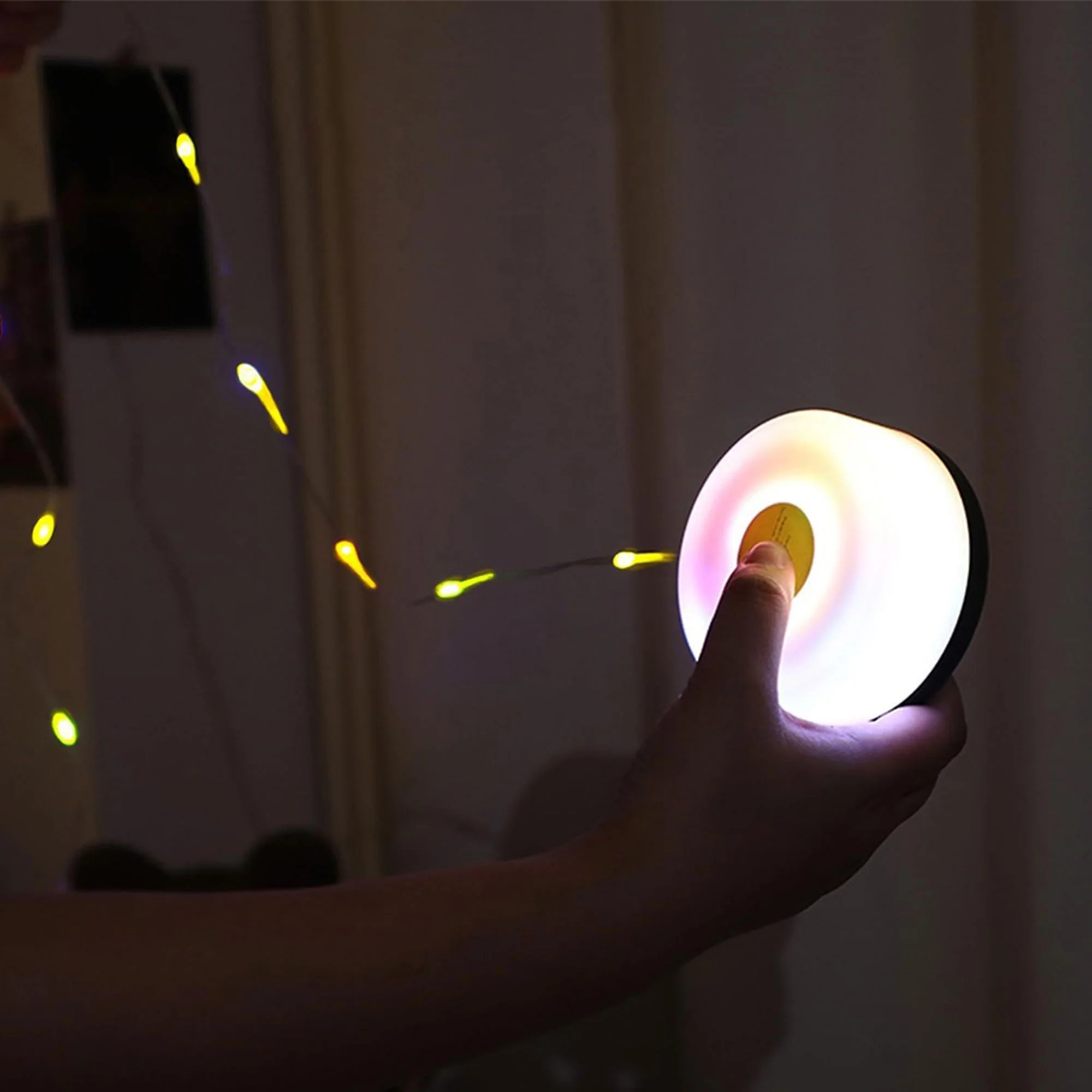 شريط إضاءة متعدد الاستخدامات