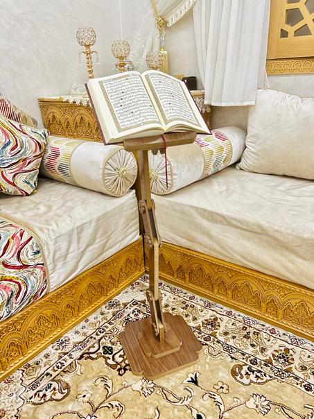 حامل القرآن الكريم