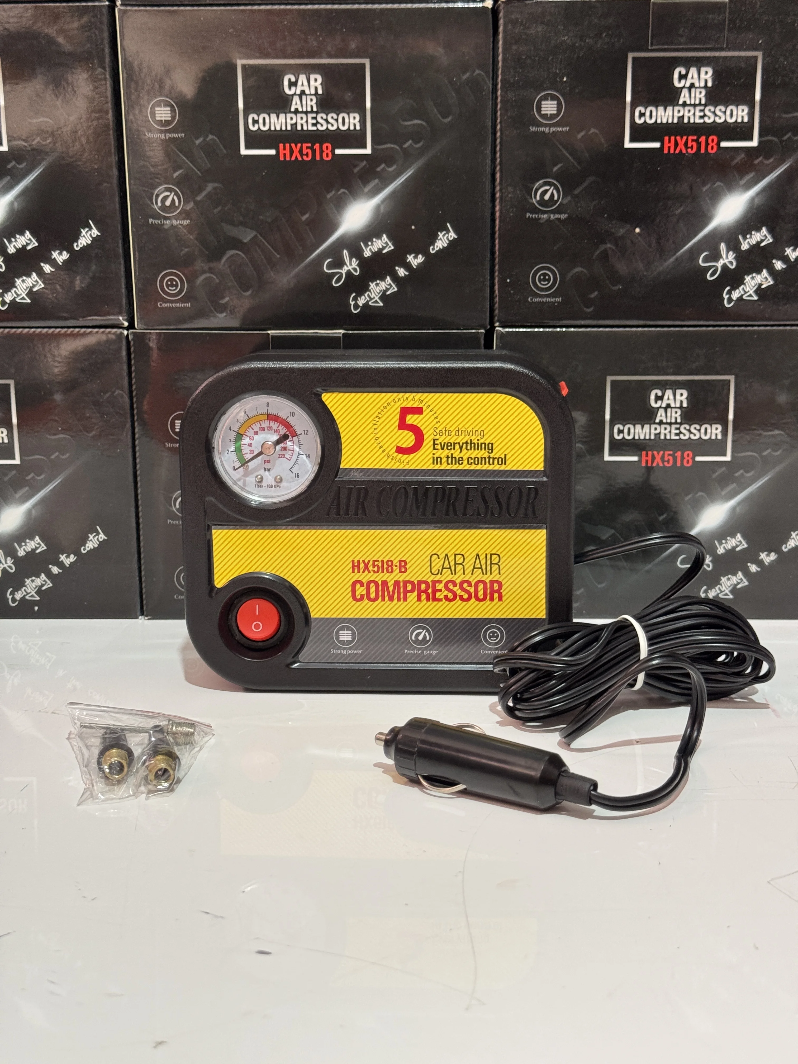 MINI COMPRESSEUR VOITURE / MOTO