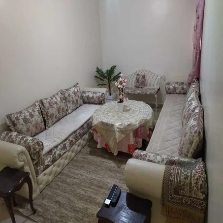 شقة فريدة وجيدة ذات مواصفات رائعة Appartement unique et bien présenté avec de grandes spécifications