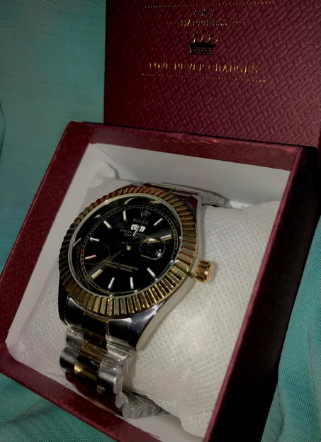 ساعات يدوية للرجال راقية. ثمن جد مناسب %