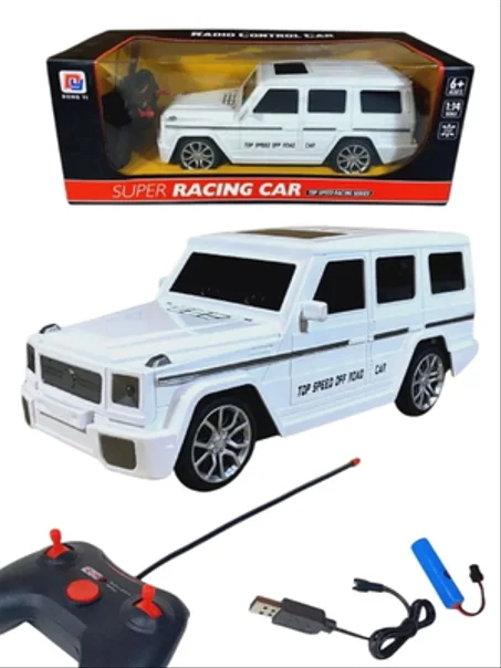 Voiture de course télécommandée
