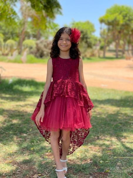 فستان أميرات طويل من الوراء