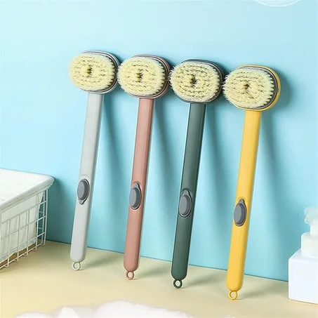 فرشاة استحمام ناعمة بمقبض طويل