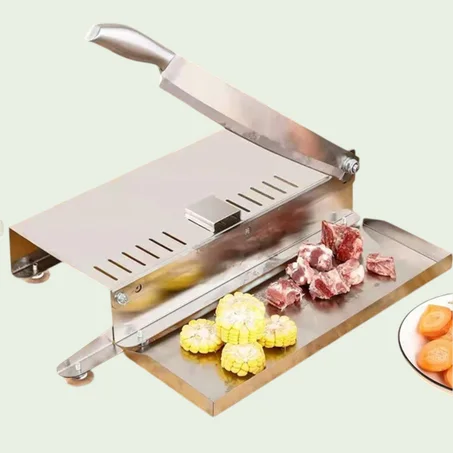 قطاعة يدوية متعددة الاستخدامات من الستانلس ستيل – لتقطيع اللحوم والعظام والخضراوات بسهولة، تصميم متين بلون فضي للمطبخ المنزلي